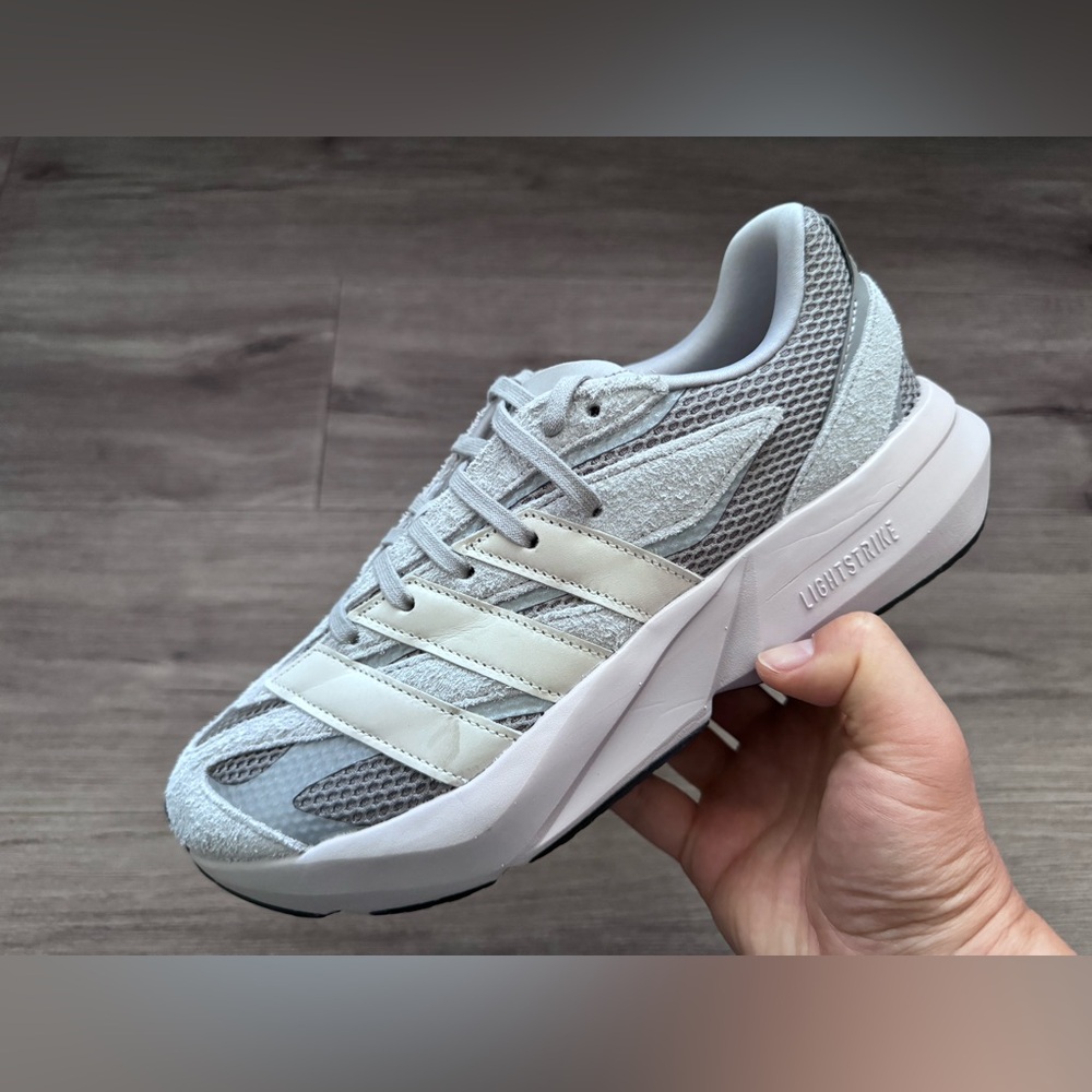 SOLD - Adidas Lightblaze men shoes size 9.5 NWT
